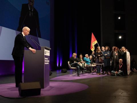 L'ancien ministre de la culture, Franck Riester, se fait huer par des intermittents pendant les Biennales Internationales du Spectacle Nantes, France - Janvier 2020