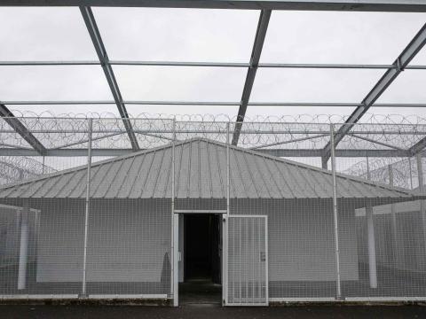 Reportage - Centre de rétention administrative de Saint-Jacques-de-la-Lande