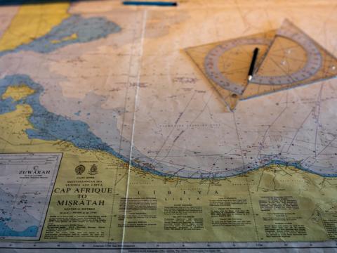Une carte maritime des côtes libyennes couvrant la zone allant de Cap Afrique à Misratah. 
